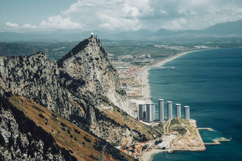 Spain and Gibraltar celebrate the end of border controls after historic deal