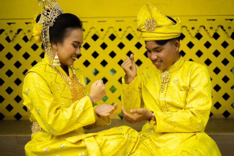 Malaysia's Perak state considers paying marriage grants to minors